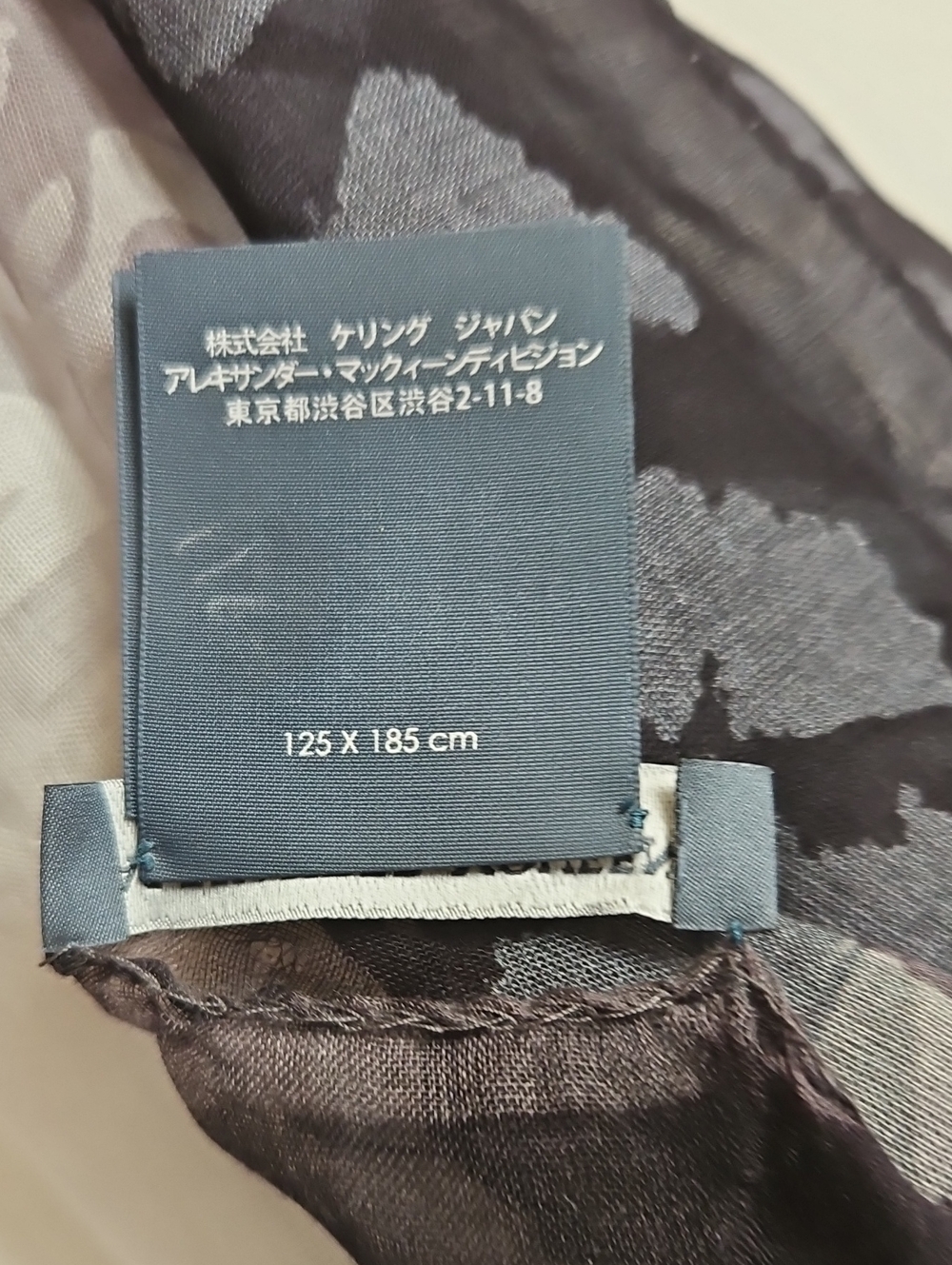 Alexander McQUEEN Scarf / Wrap - Picture 5 of 7